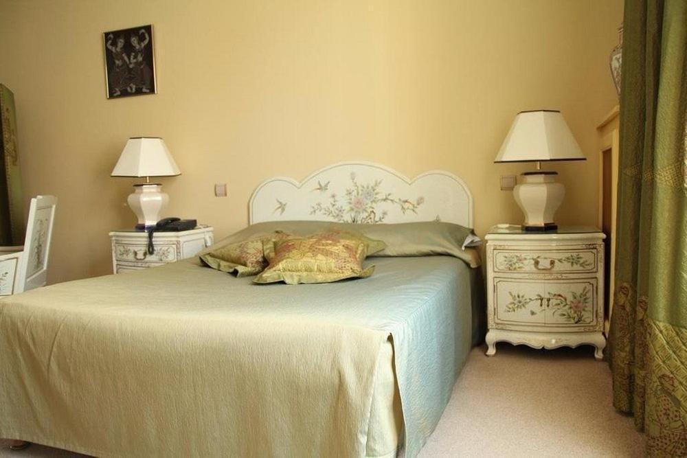 Vitry-le-François Hotel De La Cloche מראה חיצוני תמונה